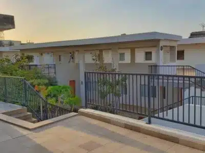 Summerland Hotel (view1)